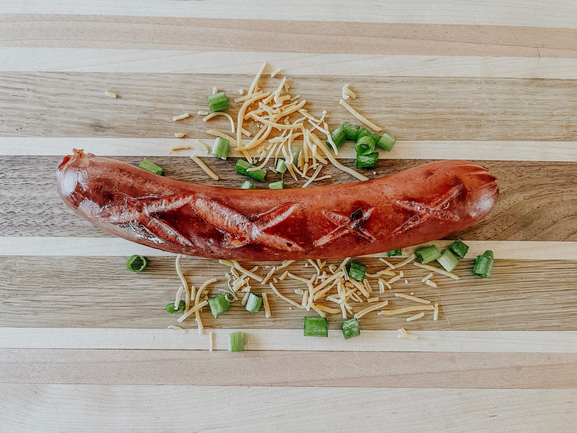 Green Onion & Cheddar Bratwurst